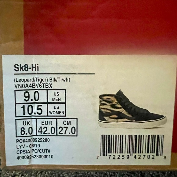 Vans Sk8-Hi Leopard/Tiger print- Men’s 9 || Woman’s 10.5 || suede tongue|| - Picture 5 of 8